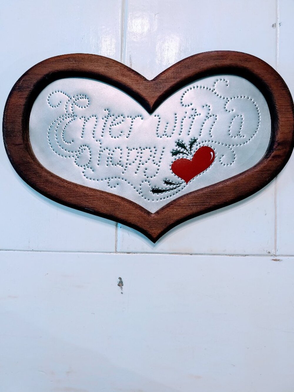 VTG Heart Wall Hanging Punch Metal Frame Enter With a Happy Heart 15.5" Cottage